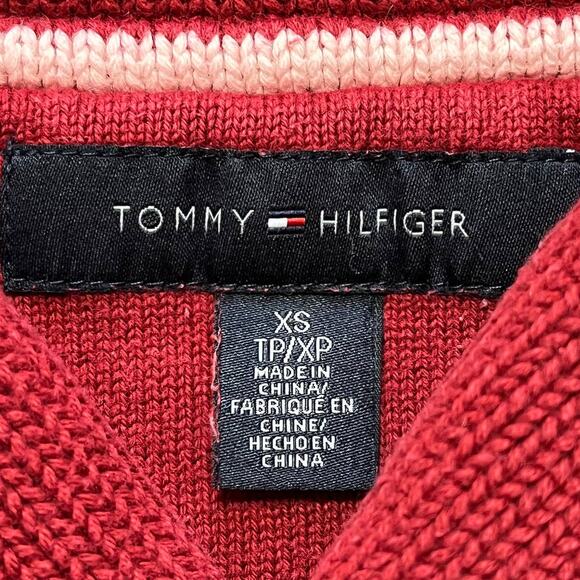 VTG TOMMY HILFIGER Crest Patch Collegiate Sweater in Red  Y2K  SZ XS - Picture 9 of 12